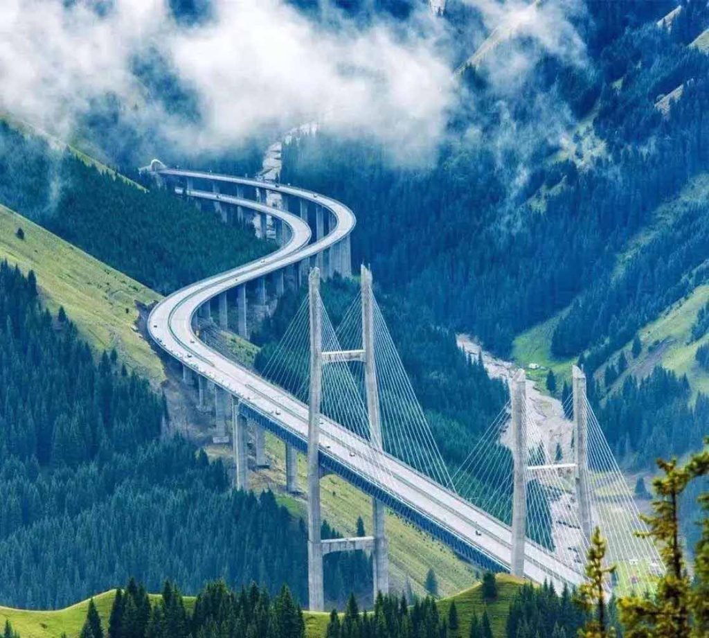 果子沟：穿越天山脈的歷史孔道，伊犁河谷的自然與文化的橋樑- 蘋果旅行, image size:1024x921