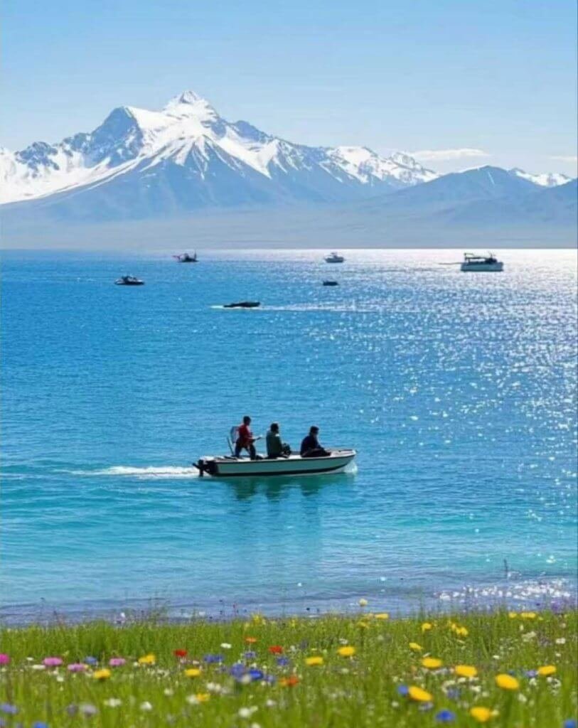 塞里木湖