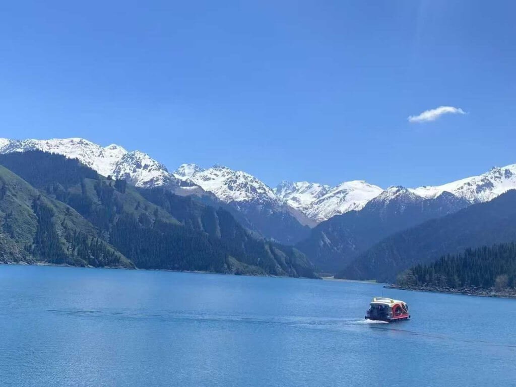 天山天池