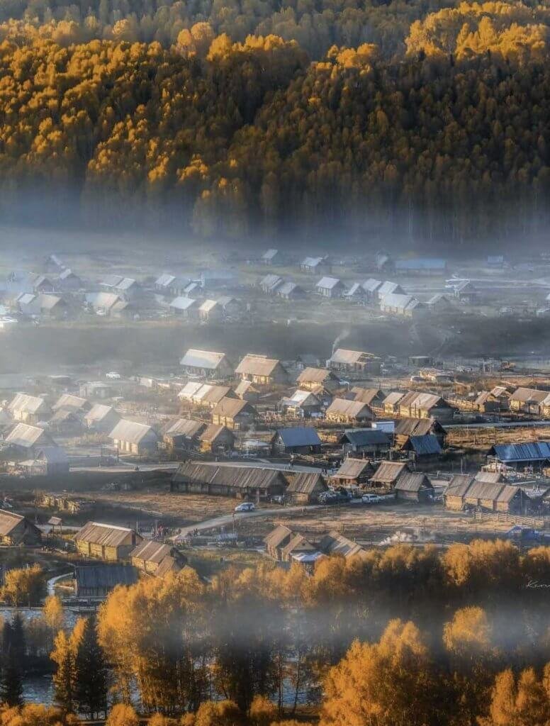 秋天禾木