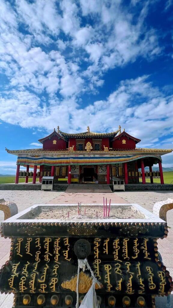 巴润寺建筑